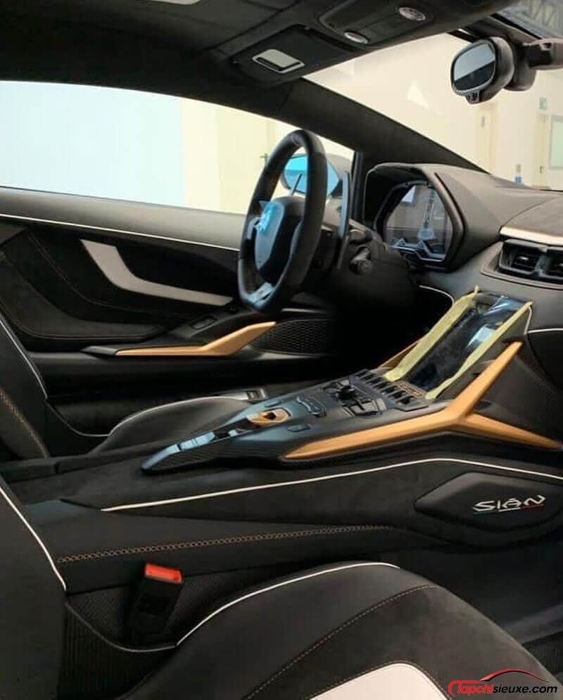 Đại gia Mexico tậu thêm siêu phẩm Lamborghini Sian vào bộ sưu tập cả chục Hypercar