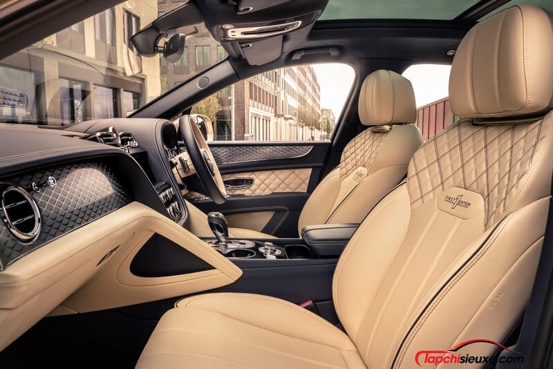 Siêu SUV Bentley Bentayga Hybrid 2021 được ra mắt, sang chảnh lại 'ăn xăng như ngửi'