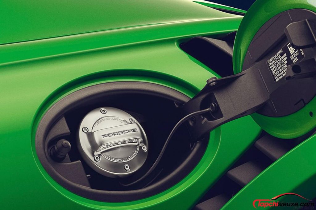Porsche sắp thử nghiệm loại nhiên liệu 'thần thánh' giúp xe xăng sạch như xe điện