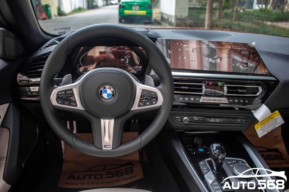 Cận cảnh BMW Z4 sDrive30i M-Sport 2021 - Xe thể thao mui trần cho đại gia Việt ưa phóng khoáng
