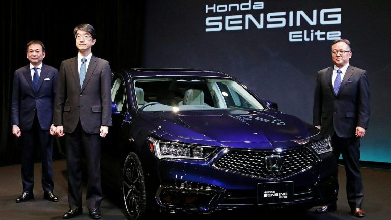 Honda ra mắt xe điện tự lái cấp độ 3 đầu tiên thế giới, giá từ 102.000 USD