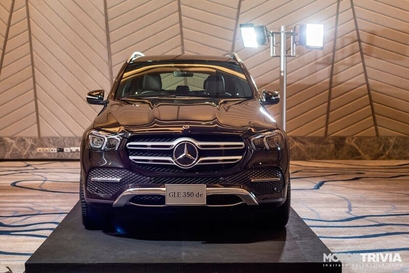 Mercedes-Benz GLE 2021 ra mắt Thái Lan: Chỉ uống 1,1 lít xăng/100 km
