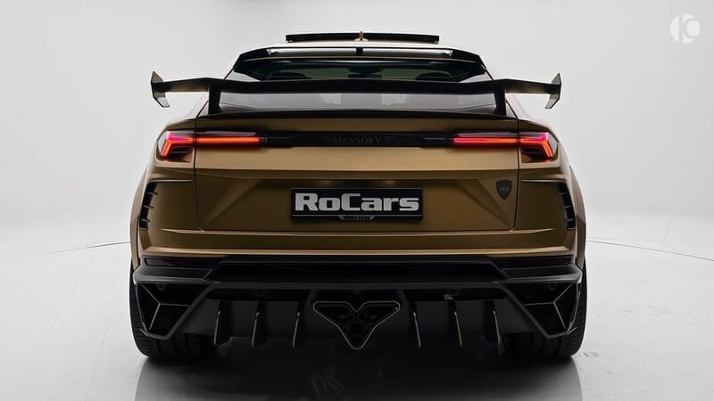 Siêu SUV Lamborghini Urus 2021 hóa 'bò mộng' 12 tỷ khi qua tay Mansory