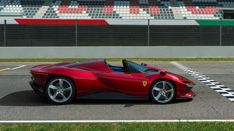 Muốn sở hữu 'hậu duệ' LaFerrari - Ferrari Daytona SP3 với đại gia Việt khó tới mức nào?
