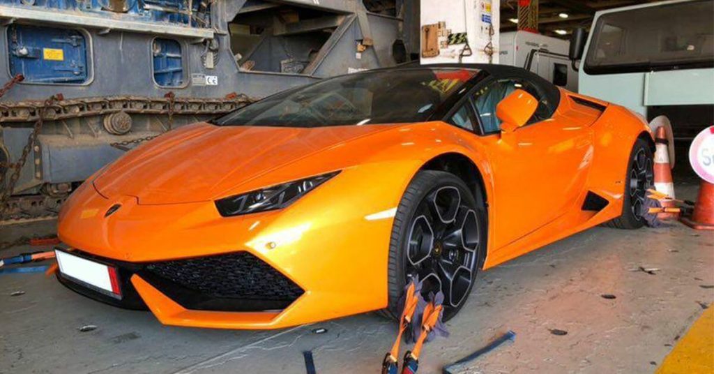 Hải quan Đà Nẵng tìm chủ nhân chiếc Lamborghini Huracan Spyder độc nhất VN bị 'bỏ quên'