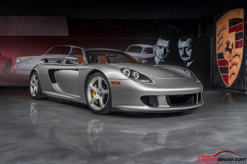 Sau 17 năm, Porsche Carrera GT đặc biệt này được bán với giá lên tới 2  triệu USD - Tạp Chí Siêu Xe