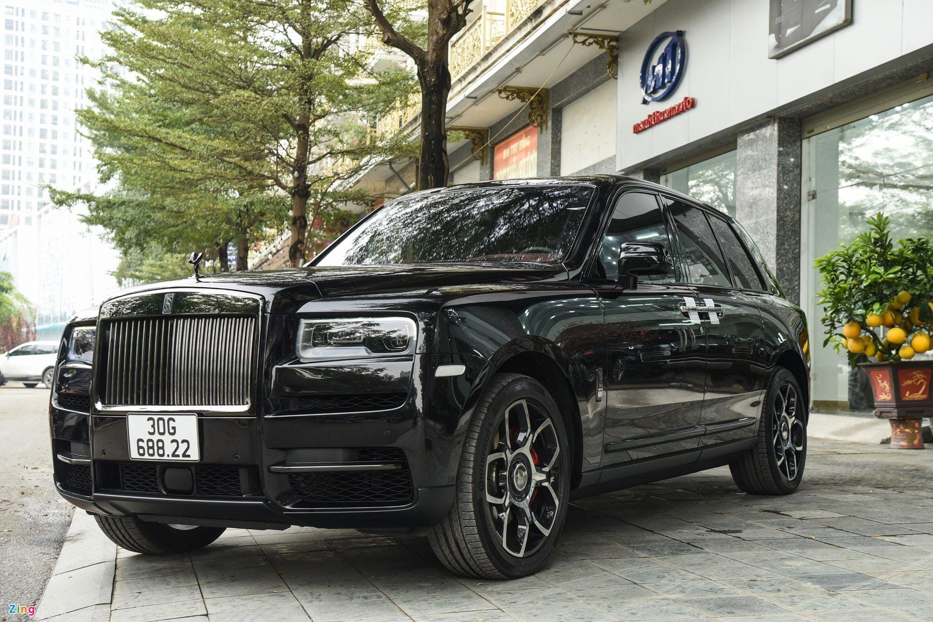 Rolls-Royce Cullinan Black Badge anh 2