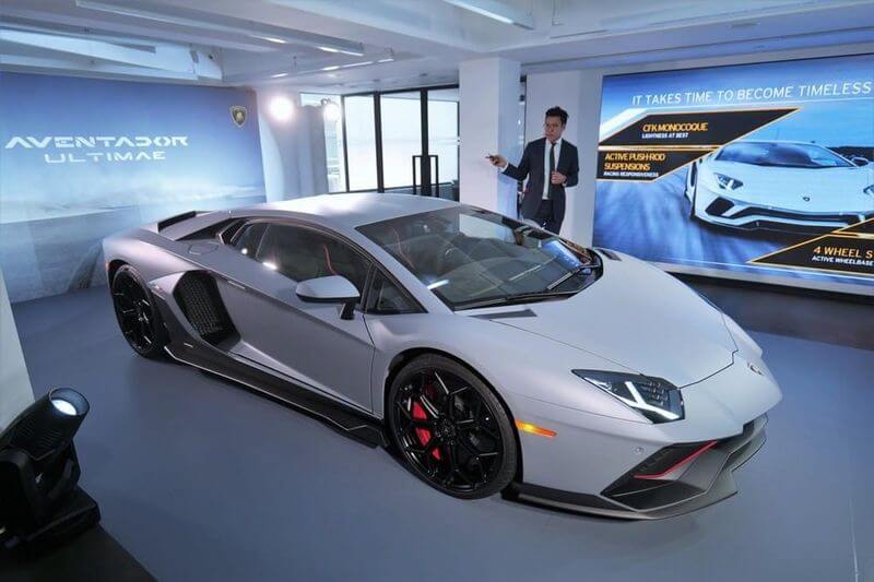 Lamborghini phai san xuat bu 15 chiec Aventador Ultimae voi 75 trieu USD cho khach do vu chim tau 8