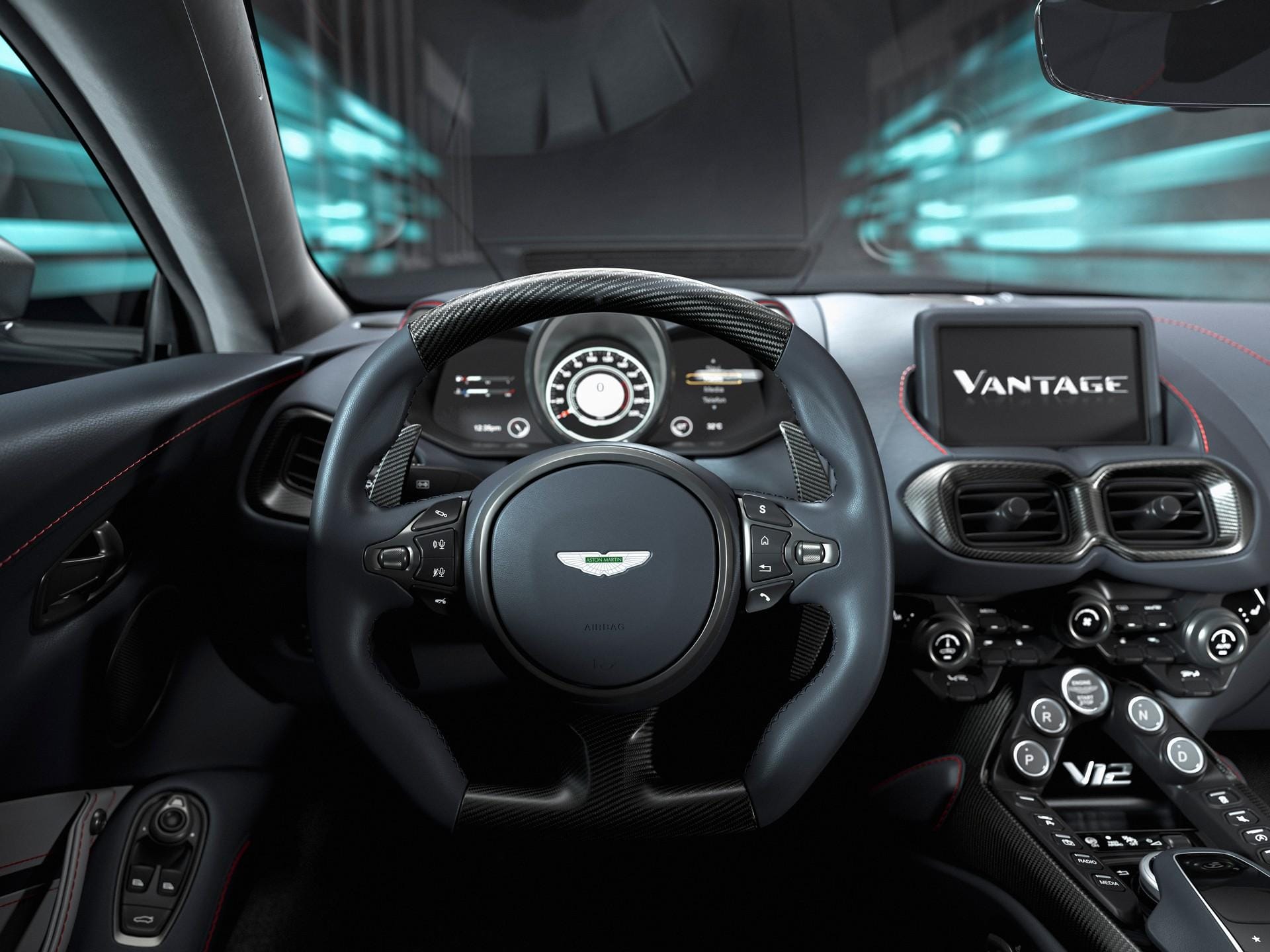 Aston Martin Vantage (11).jpg