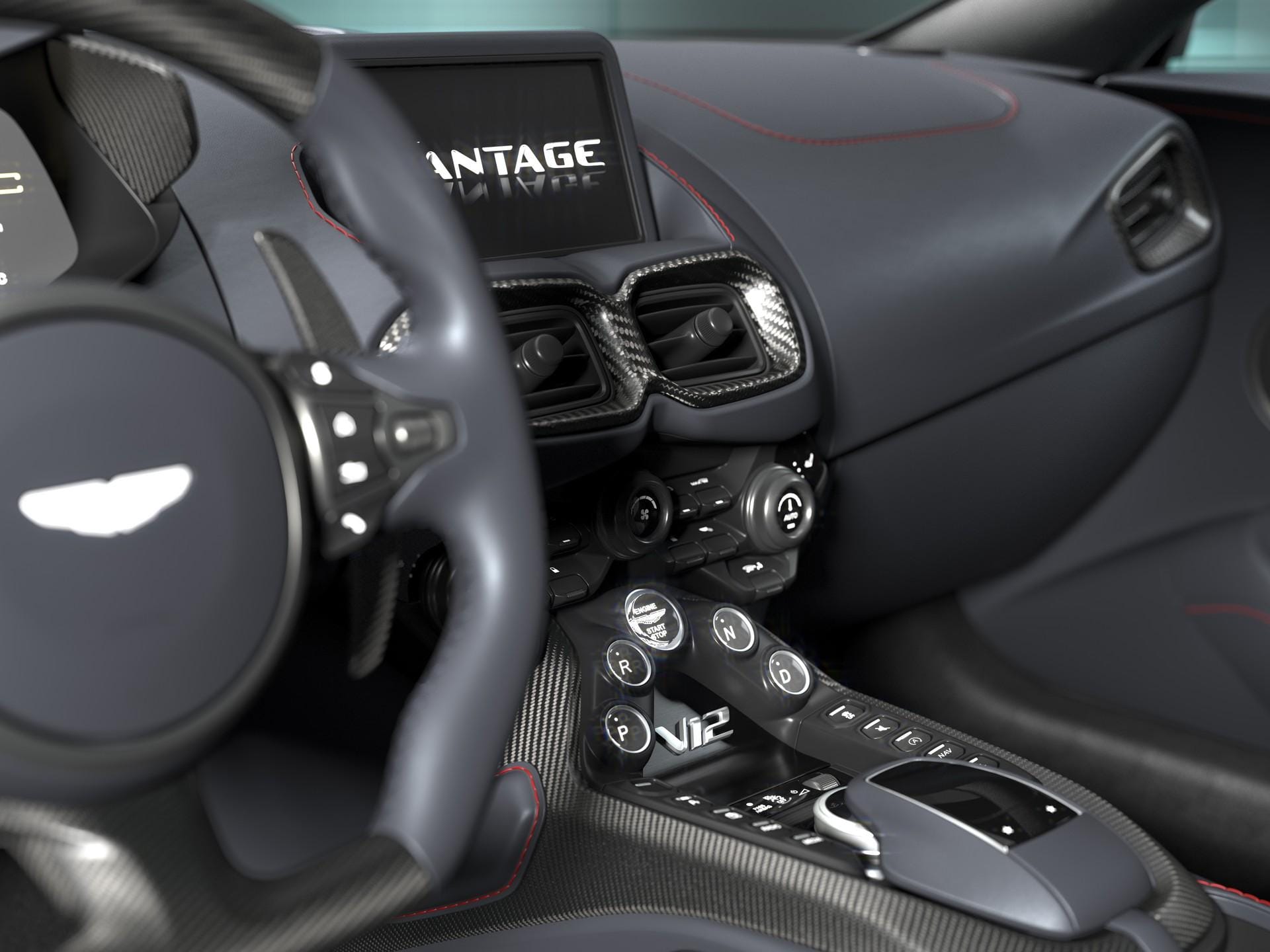 Aston Martin Vantage (14).jpg