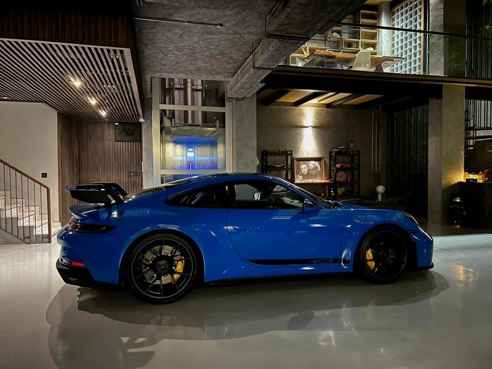 Porsche 911 GT3 2022 đang là điểm chung của 2 tay chơi xe này