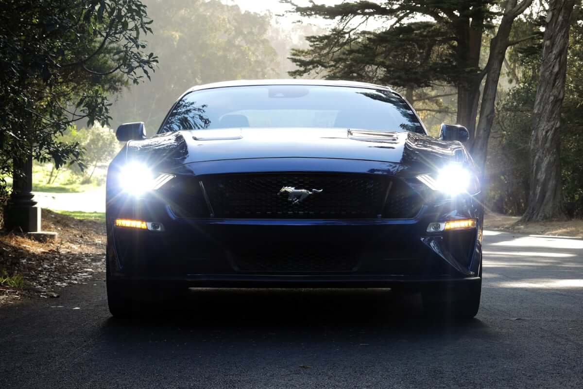 2018-2022 Ford Mustang GT Coupe Front View