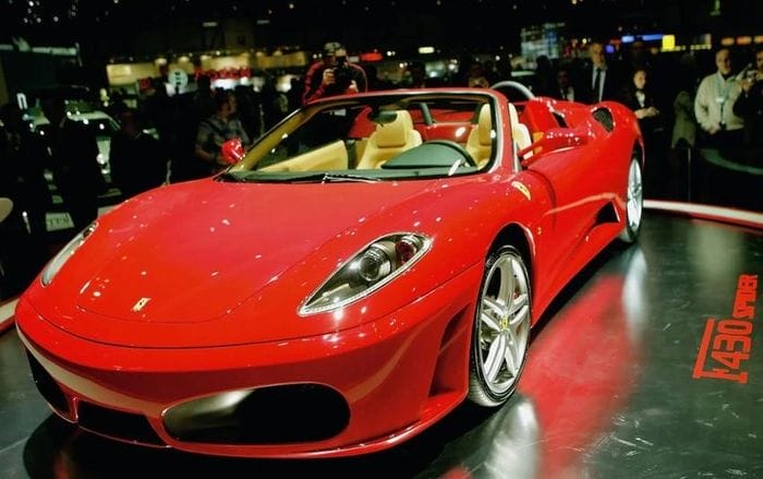 Ferrari F430 thay thế 360 Modena. Ảnh: Motorbiscuit.