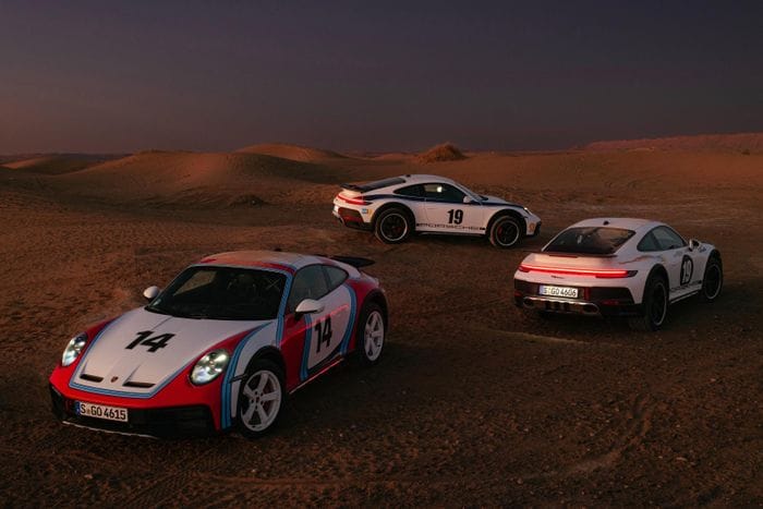  Nhằm tri ân những thành tích tại giải đua Rally, Porsche vừa ra mắt thêm 3 tùy chọn ngoại thất mô phỏng theo thiết kế của những chiếc 911 giàu tính biểu tượng nhất lịch sử. 
