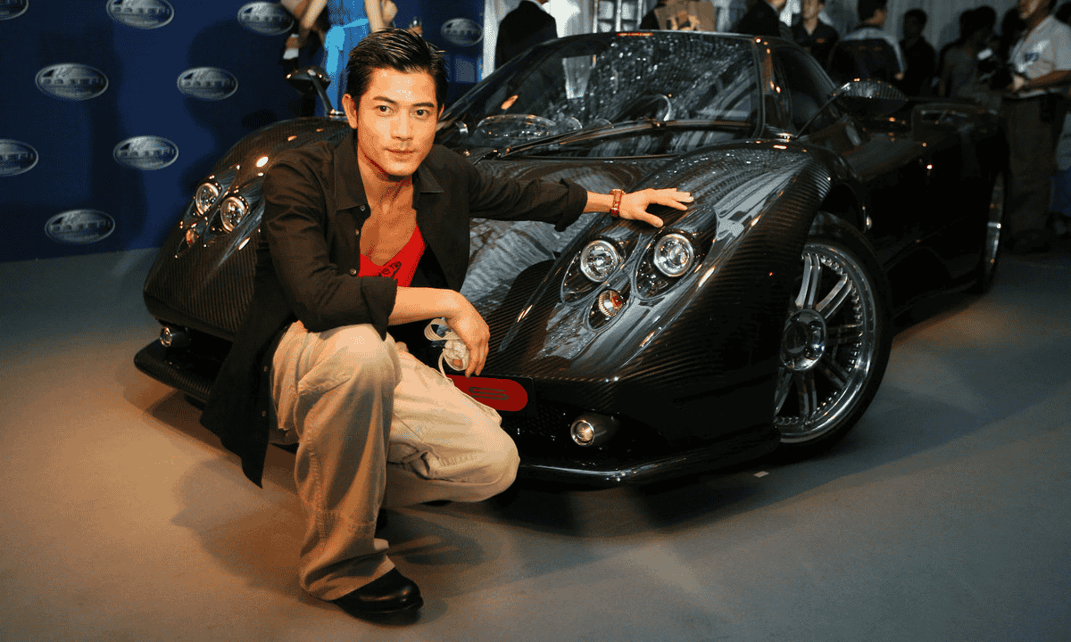 Nhức nhối nạn đua ô tô trái phép của hội con nhà giàu Hồng Kông: siêu xe là công cụ để “khoe của" - Ảnh 2.