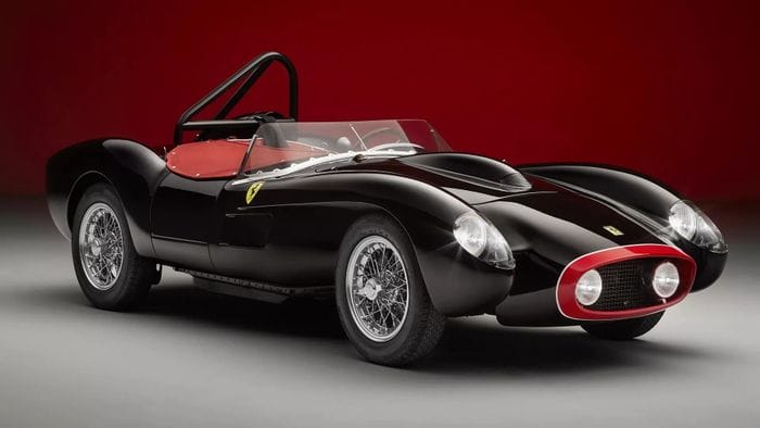  The Little Car Company vừa giới thiệu phiên bản thu nhỏ của mẫu xe thể thao cổ điển Ferrari 250 Testa Rossa. Công ty đặt tên cho sản phẩm này là Testa Rossa J Pacco Gara. 