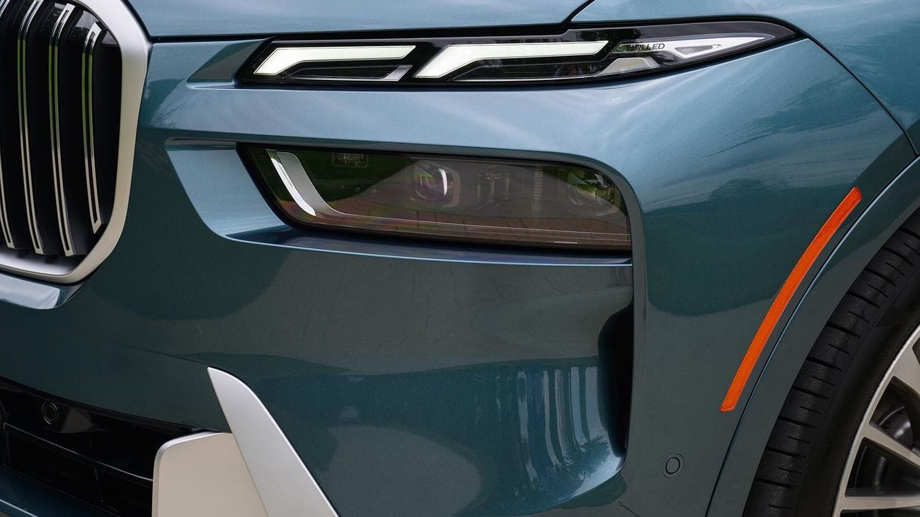 Đại lý chào bán BMW X7 2023 từ 7,5 tỷ đồng: Thiết kế gây tranh cãi, đấu GLS bằng công nghệ - Ảnh 3.