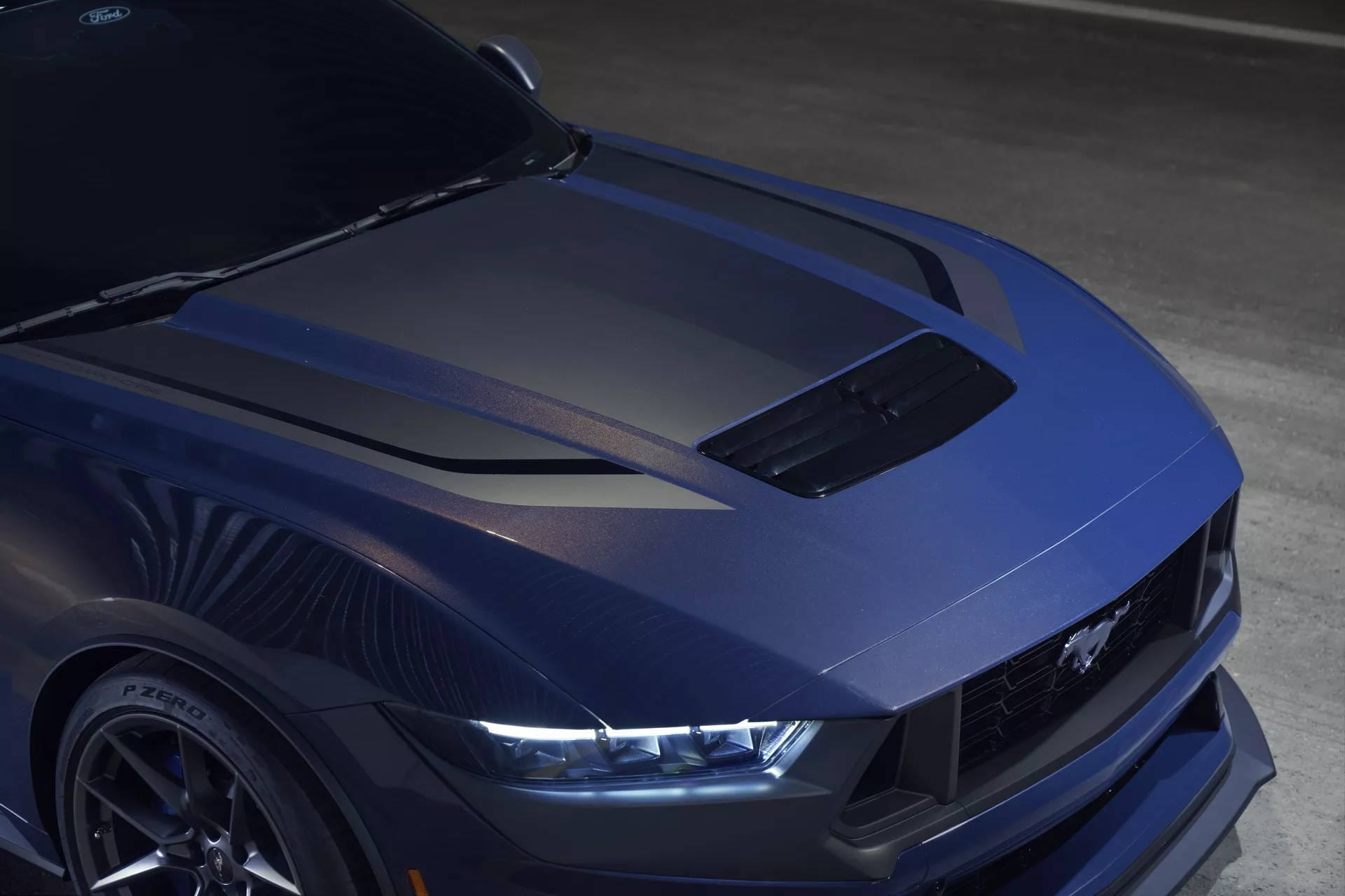 2024-Ford-Mustang-Dark-Horse-1.jpg