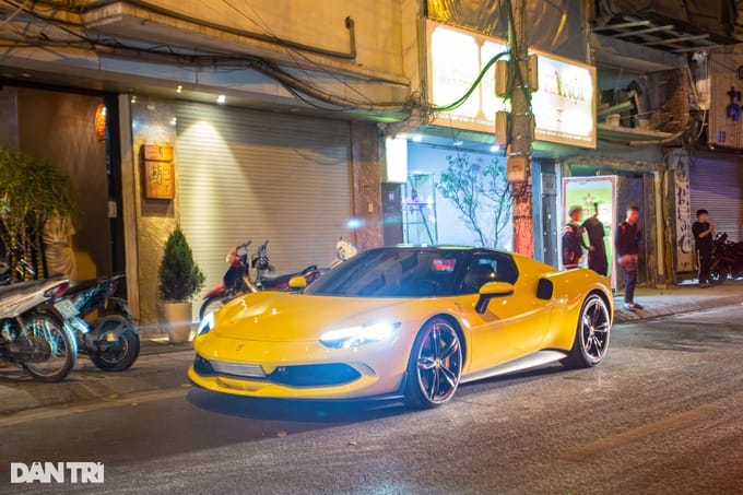 Lần đầu mua siêu xe, đại gia trẻ tuổi Hà thành chọn Ferrari hơn 23 tỷ đồng - 11