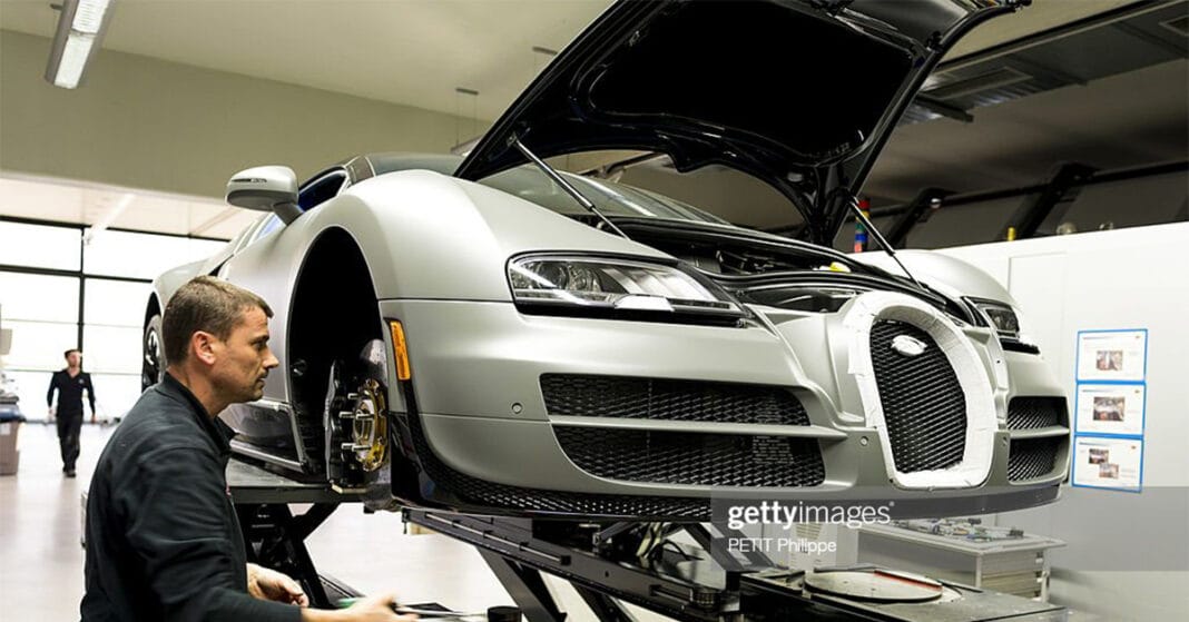 Một chi tiết nhỏ trên Bugatti Veyron này có thể tiêu tốn của chủ tịch Đặng Lê Nguyên Vũ 500 triệu và 2 ngày làm việc, xe bình thường chỉ hết vài triệu