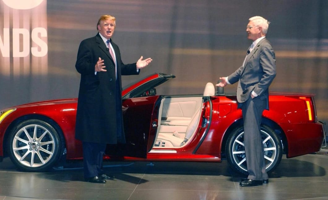 Cựu đệ nhất phu nhân Mỹ thích từ Mercedes-Benz SLR McLaren đến môtô đậm chất Trump - Ảnh 6.