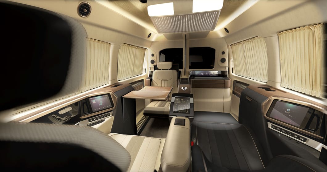 Mercedes-Maybach bản van cho triệu phú: Màn hình khổng lồ, ghế như ngai vàng, sàn đá cẩm thạch - Ảnh 5.