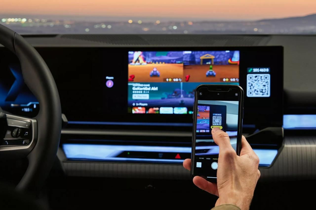 BMW 5-Series hé lộ thêm hệ thống chơi game tích hợp sẵn, dùng smartphone người dùng điều khiển - Ảnh 2.