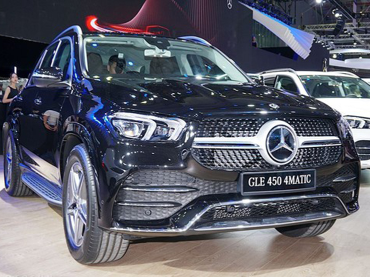 Mercedes-Benz Việt Nam triệu hồi hai dòng xe GLE và GLS - 1