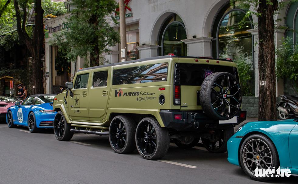 Khủng long Hummer H6 Player Edition hàng độc tại Việt Nam: SUV 6 bánh cho giới nhà giàu - Ảnh 4.