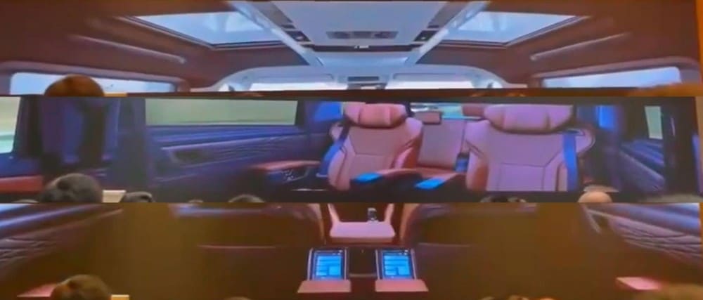 2 ghế thương gia phía sau của Toyota Alphard 2023