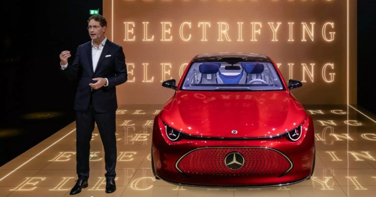 Mercedes-Benz gây ngỡ ngàng với thiết kế của Concept CLA Class mới: Định hướng xe điện kỷ nguyên số, chạy 750km mỗi lần sạc