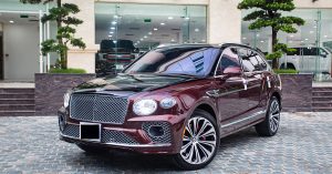 SUV siêu sang Bentley Bentayga First 1 Edition với ngoại thất độc lên sàn xe cũ: Giá chỉ hơn 15 tỷ khi mới lăn bánh hơn 4.000 km