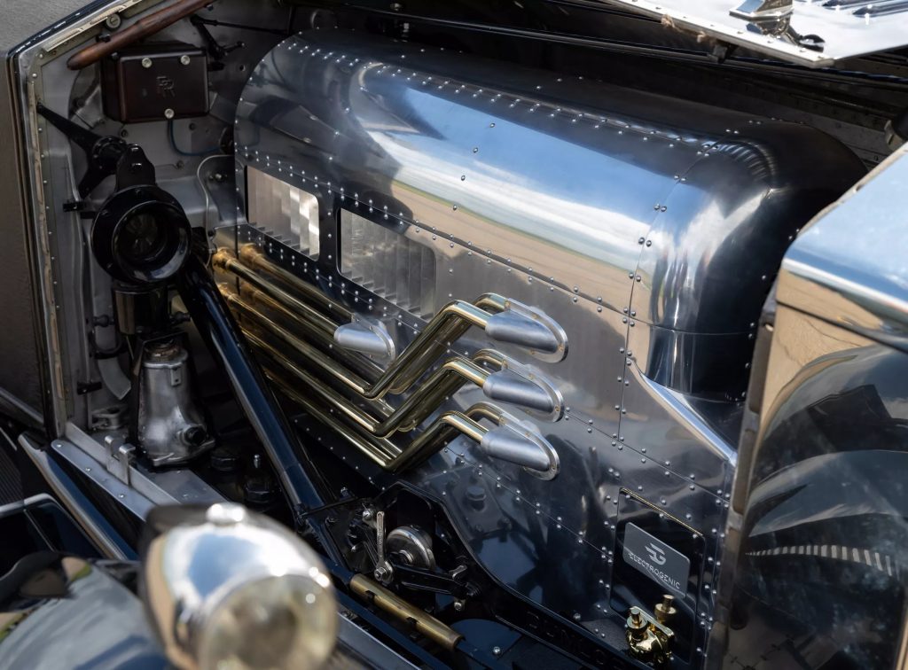 "Đồ cổ" siêu sang Rolls-Royce Phantom II 1929 thay thế bằng động cơ điện giúp tăng sức mạnh gấp 4 lần nguyên bản