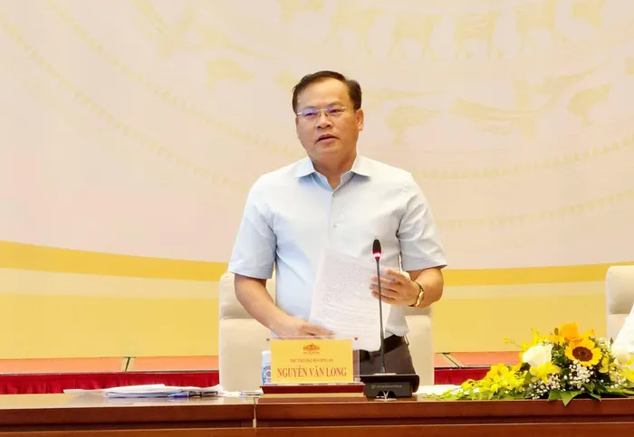 Thiếu tướng Nguyễn Văn Long, Thứ trưởng Bộ Công an thông tin về kết quả gần một tháng đấu giá biển số ô tô.