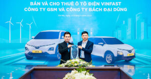 Hãng taxi Bách Đại Dũng của Hà Tĩnh vừa ký kết mua và thuê 300 xe điện VinFast của tỷ phú Phạm Nhật Vượng