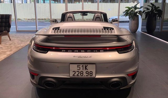 Bộ tứ Porsche 911 được ông Đặng Lê Nguyên Vũ sắm từ đầu năm: Đều là xe thế hệ mới, có chiếc độc nhất Việt Nam - Ảnh 9.