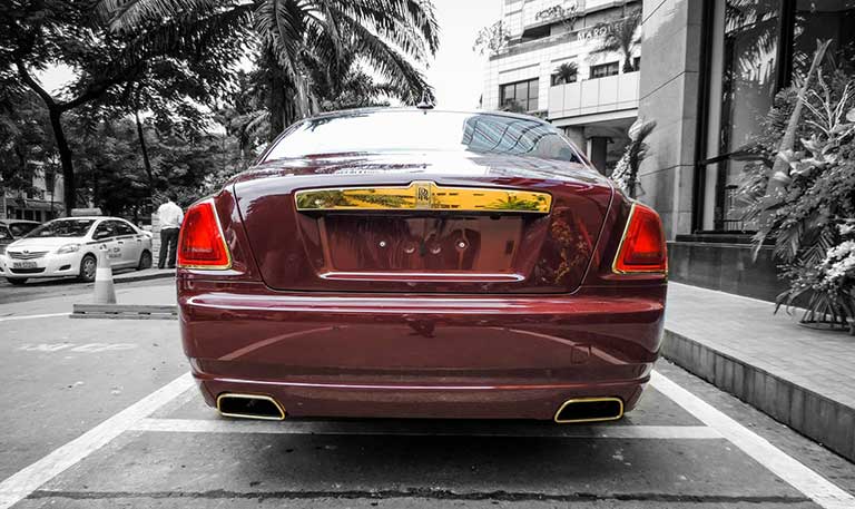 Rolls-Royce Ghost mạ vàng
