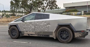 "Thùng tôn di động" Tesla Cybertruck có thể sẽ là "cơn ác mộng" của thợ sửa xe và cả nhân viên bảo hiểm