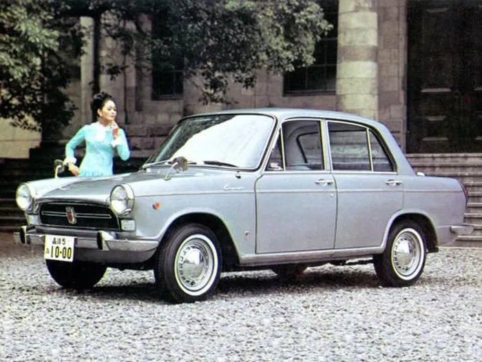 Daihatsu Compagno, mẫu ô tô du lịch đầu tiên được Daihatsu sản xuất. Ảnh: Daihatsu.