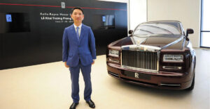 Cựu chủ tịch Rolls-Royce Việt Nam "tự thú" cách bán xe Rolls-Royce Phantom Lửa Thiêng chênh hàng chục tỷ so với xe thường