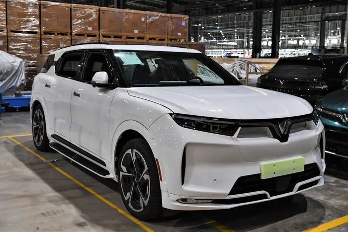  VinFast thông báo dừng sản xuất xe dùng động cơ đốt trong vào tháng 7/2022. 