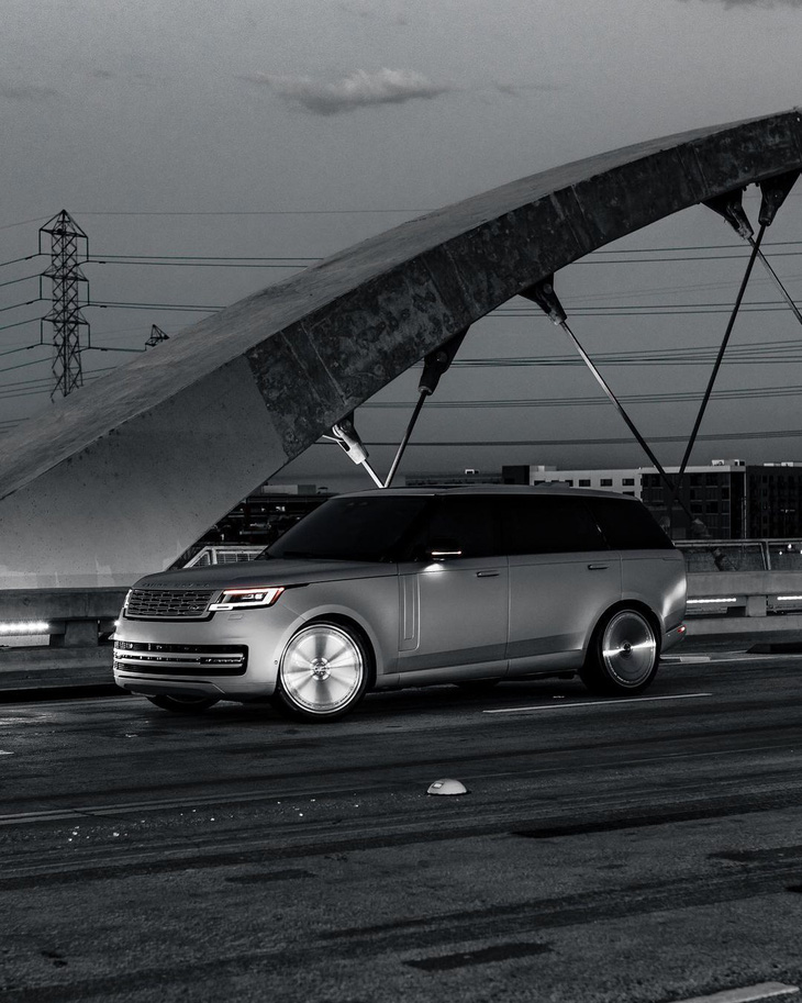 Bán xe cũ 'thật thà' như Kim Kardashian: Để nguyên Range Rover nát bét đem rao với giá như xe mới- Ảnh 7.