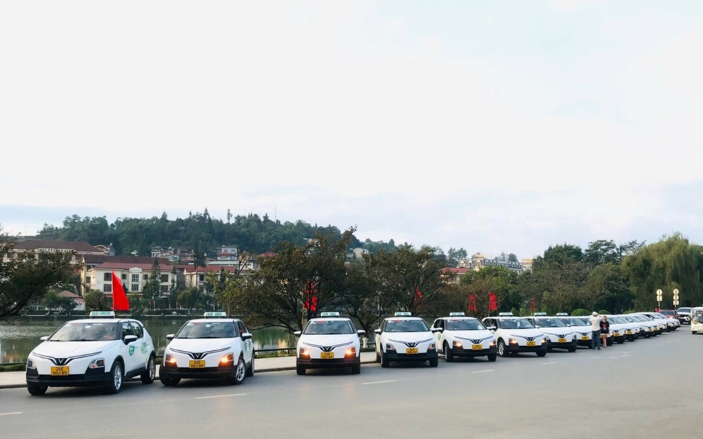 Taxi điện ngày một phổ biến trong lĩnh vực vận tải công cộng - 1