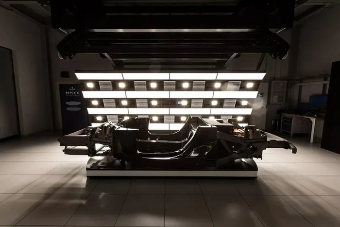 Những tâm tư này được CEO của Maserati – Davide Grasso lặp lại, “chúng tôi đang tăng tốc để dẫn dắt sự thay đổi trong việc điện hóa, với hai mẫu xe biểu tượng của chúng tôi đã có sẵn bản điện 100%, một vài mẫu khác sẽ ra mắt trong năm nay.