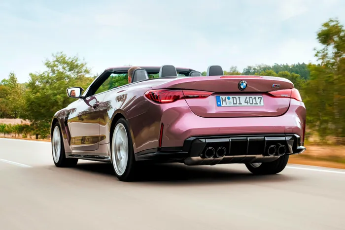  Trong khi đó, BMW M4 Competition Convertible M xDrive có giá từ 95.300 USD. Những chiếc BMW M4 bản nâng cấp giữa vòng đời sẽ được bàn giao từ tháng 3/2025. 
