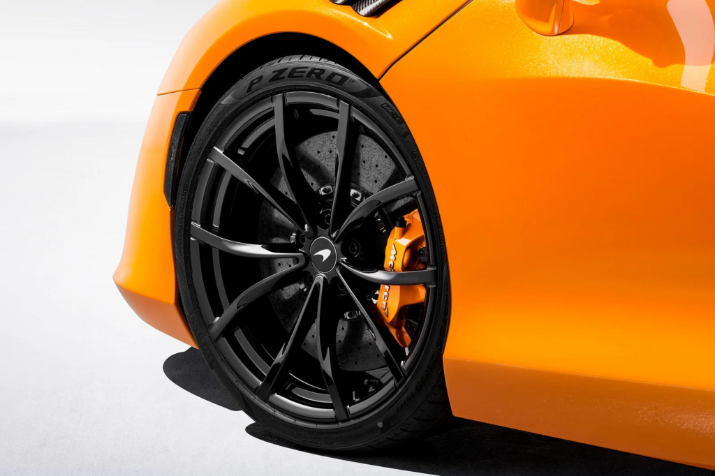 McLaren Artura Spider – Siêu xe mui trần hybrid đầu tiên của hãng xe Anh Quốc, mạnh 690 mã lực, đi được 33 km không cần xăng