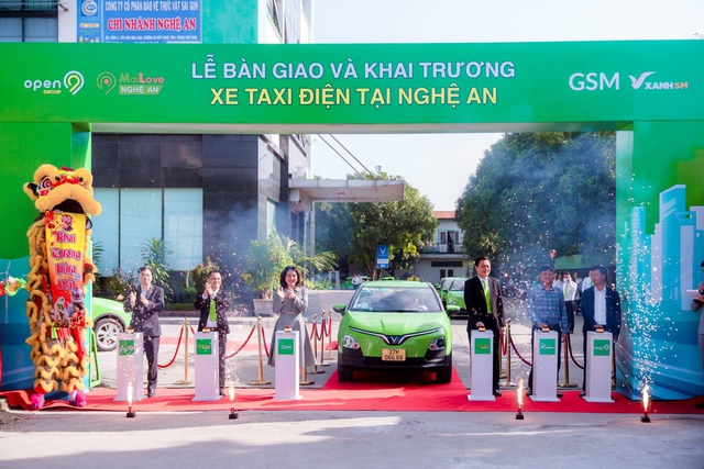 Sơn Nam là một trong những doanh nghiệp mới bắt tay cùng GSM chuyển đổi sang ô tô điện để chạy taxi.