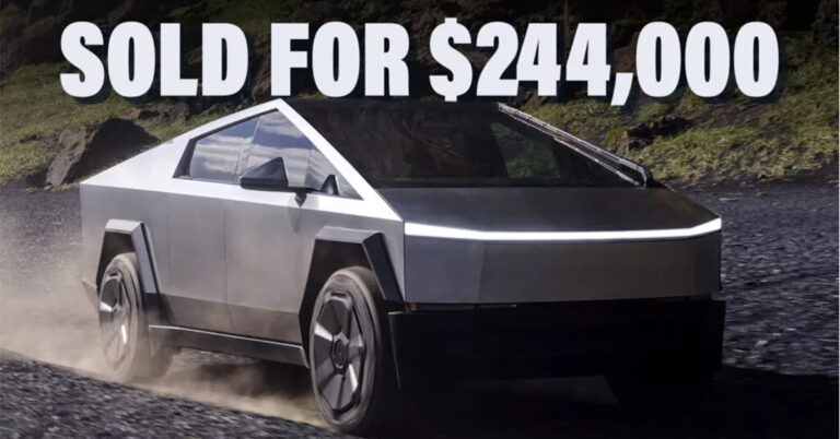 Đại lý Porsche thu về khoản lãi hàng chục nghìn USD nhờ mua đi bán lại "thùng tôn di động" Tesla Cybertruck, CĐM: "Sao bảo không được bán sớm?"