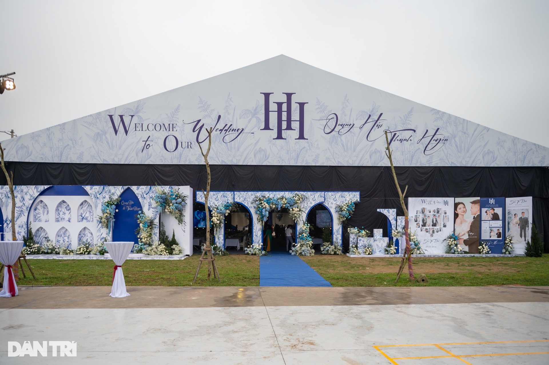 Đám cưới Quang Hải: Dựng rạp 2.000m2 đón 1.200 khách, rước dâu bằng xe sang - 1