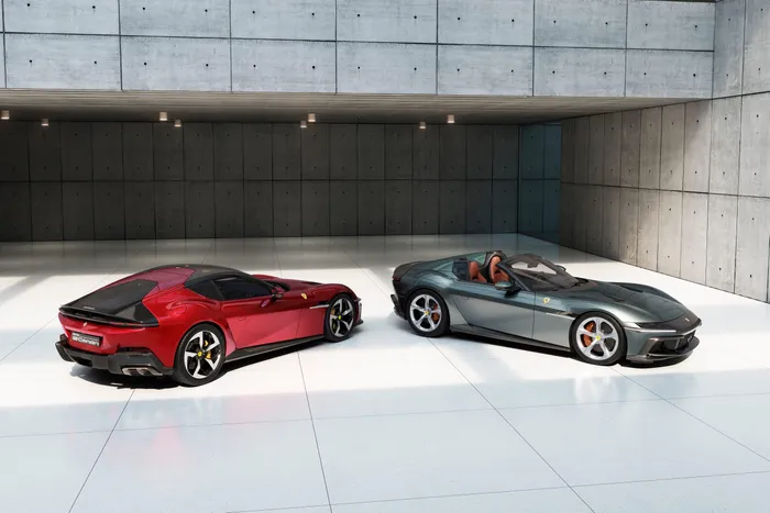  Tại Italy, Ferrari 12Cilindri và 12Cilindri Spider có giá từ 395.000 Euro và 435.000 Euro (khoảng 424.000 USD và 467.000 USD). Biến thể coupe sẽ được bàn giao vào quý IV/2024, trong khi phiên bản mui trần sẽ có mặt tại các đại lý vào năm 2025. 